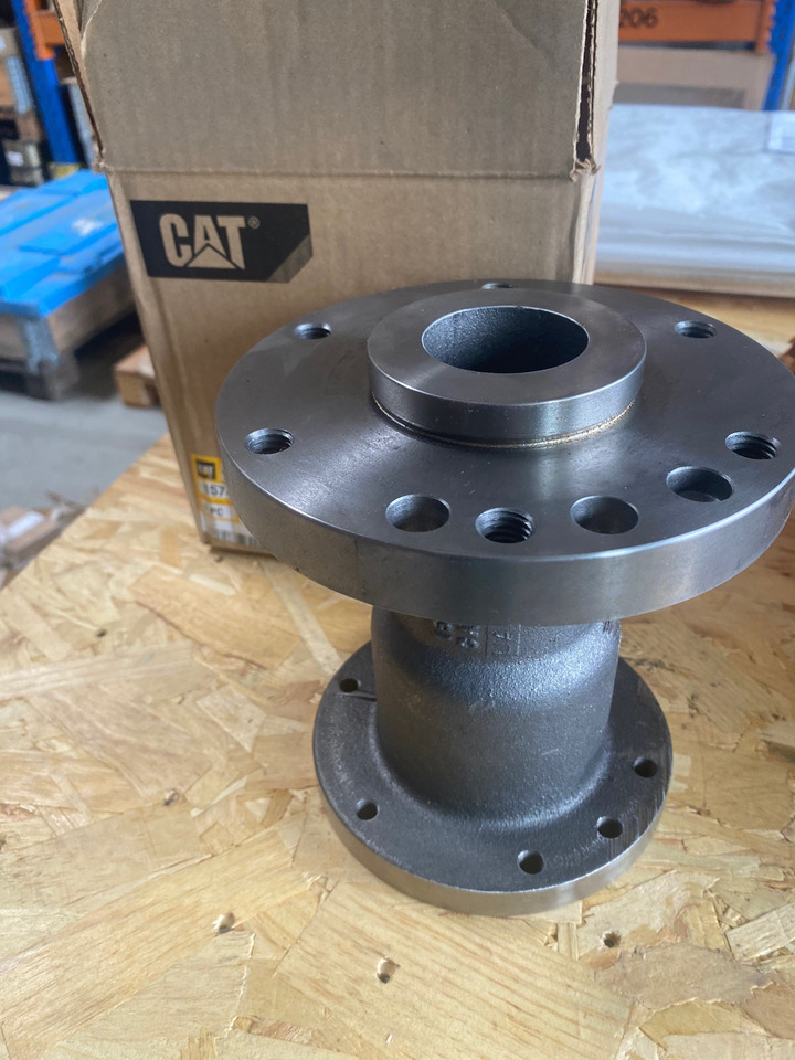 O&K Terex RH40 RH90 Cat 6015 6018 Fan Adapter 157-8072 - قطع الغيار - آلات البناء: صور 2 O&K Terex RH40 RH90 Cat 6015 6018 Fan Adapter 157-8072 - قطع الغيار - آلات البناء: صور 2