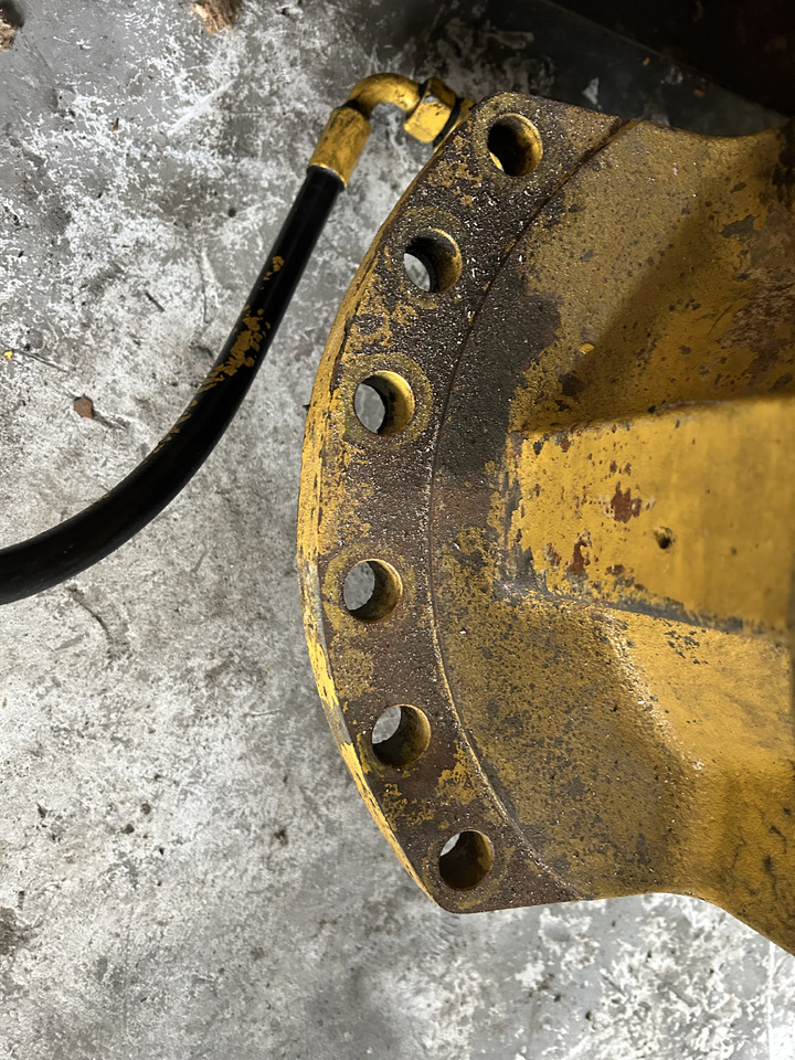 Komatsu PC210 - محرك سوينغ - حفارة: صور 4 Komatsu PC210 - محرك سوينغ - حفارة: صور 4