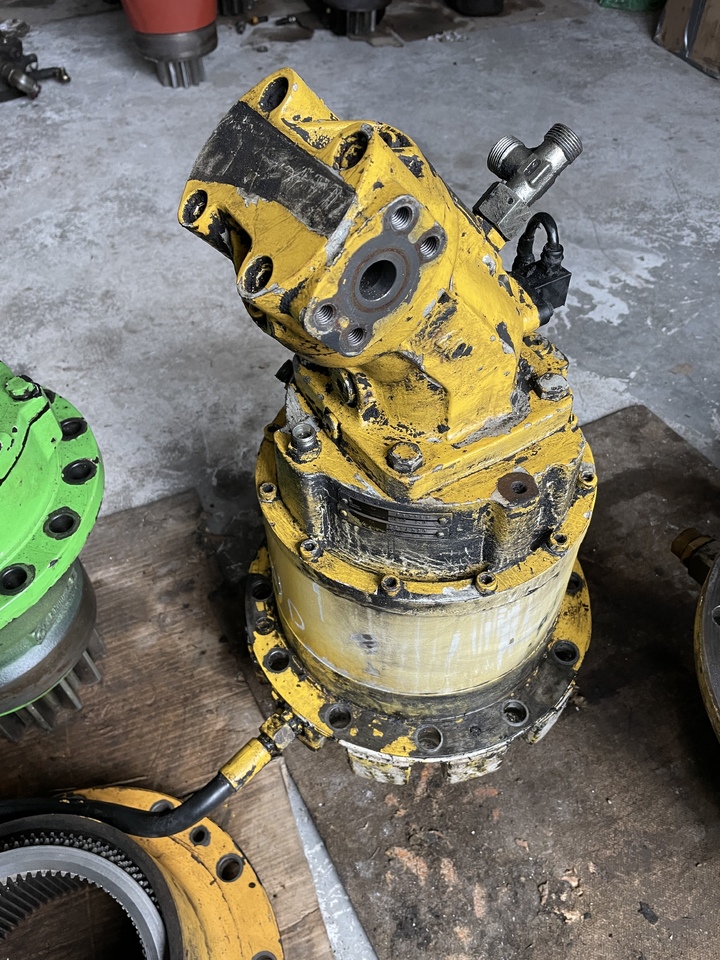 NEW HOLLAND Mh plus - محرك سوينغ - حفارة: صور 1 NEW HOLLAND Mh plus - محرك سوينغ - حفارة: صور 1