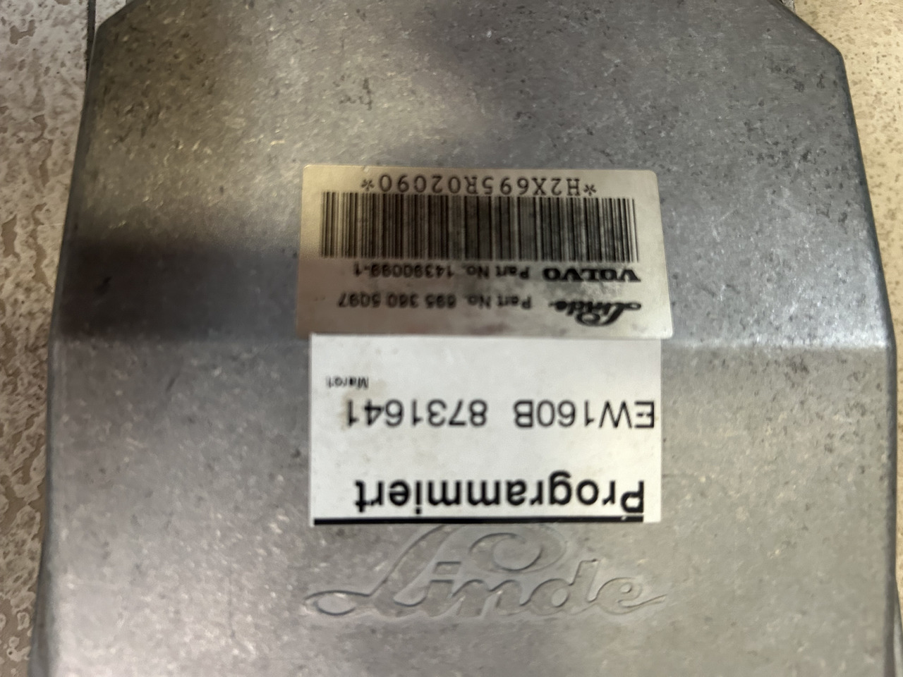 Volvo EW160B - كتلة التحكم - حفارة على عجلات: صور 2 Volvo EW160B - كتلة التحكم - حفارة على عجلات: صور 2