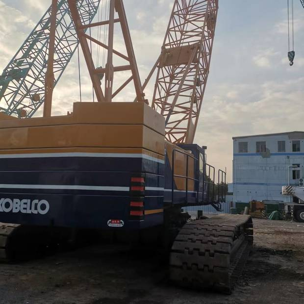 2005 KOBELCO 7150 - رافعة مجنزرة: صور 3 2005 KOBELCO 7150 - رافعة مجنزرة: صور 3