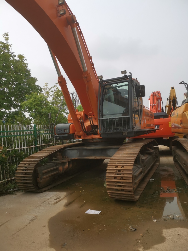 Doosan DX500LC - حفارات زحافة: صور 4 Doosan DX500LC - حفارات زحافة: صور 4