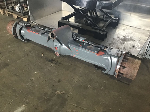 Liebherr APLB765 - المحور الأمامي: صور 3 Liebherr APLB765 - المحور الأمامي: صور 3