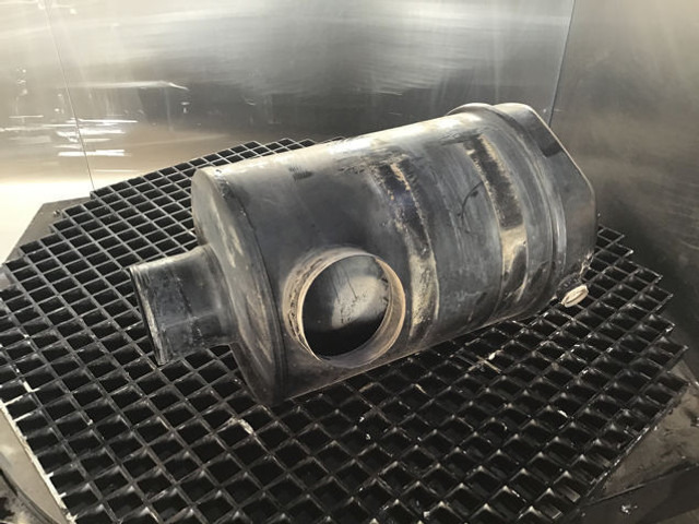 Liebherr Air Filter - فلتر الهواء: صور 1 Liebherr Air Filter - فلتر الهواء: صور 1