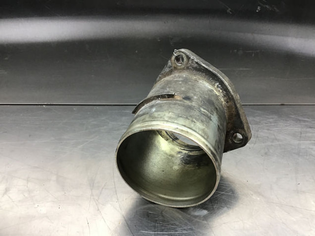 Liebherr Air Pipe - أنبوب سحب الهواء: صور 3 Liebherr Air Pipe - أنبوب سحب الهواء: صور 3