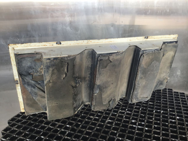 Liebherr Bonnet Right - هود: صور 1 Liebherr Bonnet Right - هود: صور 1