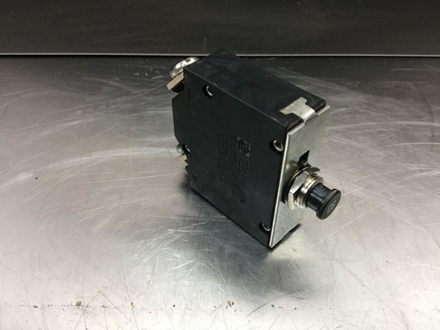 Liebherr Cable Protection switch - النظام الكهربائي: صور 1 Liebherr Cable Protection switch - النظام الكهربائي: صور 1