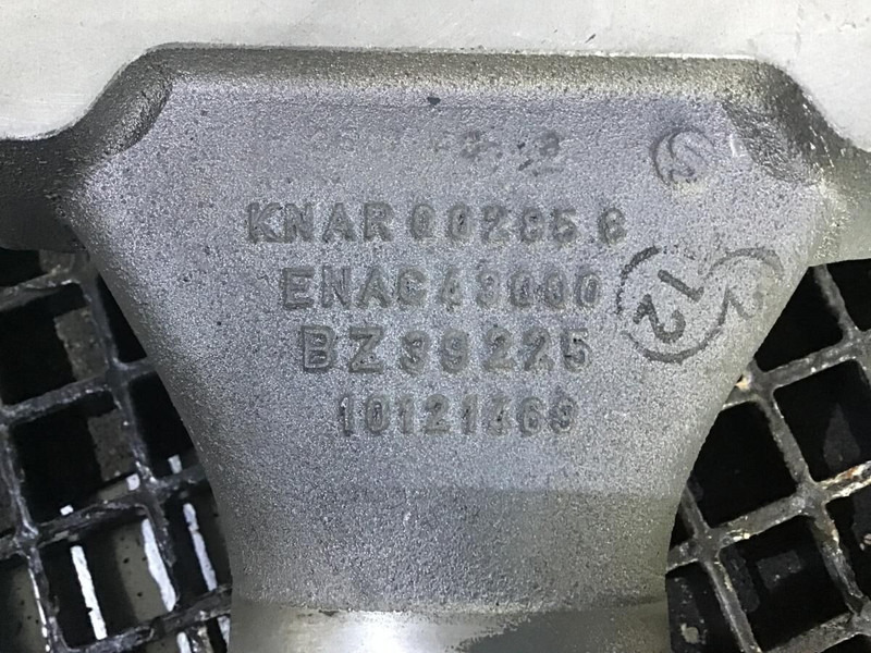 Liebherr Charge Air Cooler - أنبوب سحب الهواء: صور 1 Liebherr Charge Air Cooler - أنبوب سحب الهواء: صور 1