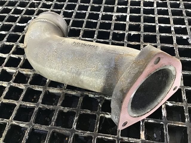 Liebherr Charge Air Elbow - أنبوب سحب الهواء: صور 1 Liebherr Charge Air Elbow - أنبوب سحب الهواء: صور 1
