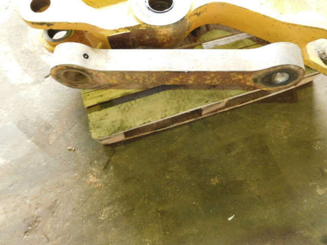 Liebherr Connection Link - وصلة الربط للمعدات المعلقة: صور 2 Liebherr Connection Link - وصلة الربط للمعدات المعلقة: صور 2