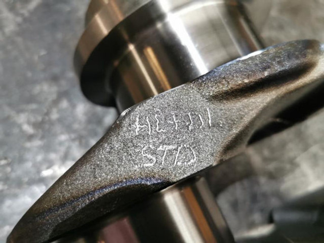 Liebherr Crankshaft D934S - العمود المرفقي: صور 3 Liebherr Crankshaft D934S - العمود المرفقي: صور 3