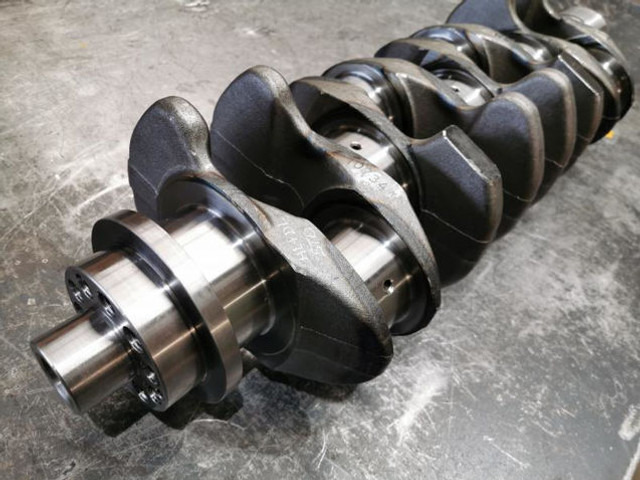 Liebherr Crankshaft D934S - العمود المرفقي: صور 4 Liebherr Crankshaft D934S - العمود المرفقي: صور 4