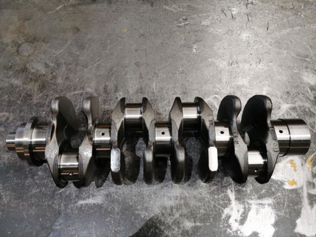 Liebherr Crankshaft D934S - العمود المرفقي: صور 2 Liebherr Crankshaft D934S - العمود المرفقي: صور 2