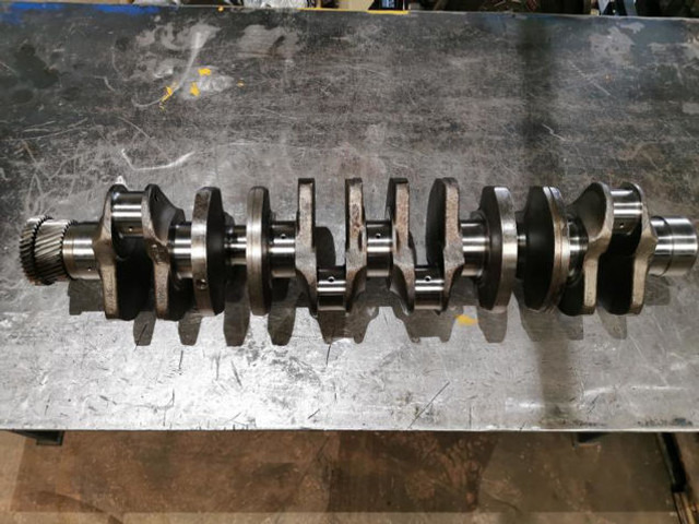 Liebherr Crankshaft Rebuild D926 - العمود المرفقي: صور 4 Liebherr Crankshaft Rebuild D926 - العمود المرفقي: صور 4
