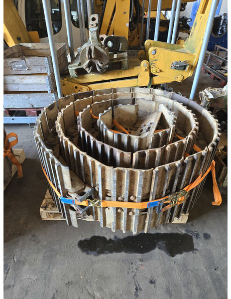 Liebherr D6C Tracks 600mm - مسارات للحفارات: صور 4 Liebherr D6C Tracks 600mm - مسارات للحفارات: صور 4