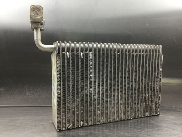Liebherr Evaporator - جزء تكييف الهواء: صور 2 Liebherr Evaporator - جزء تكييف الهواء: صور 2