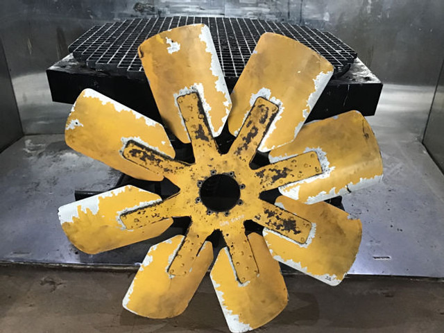Liebherr Fan Blade - مروحة تهوية: صور 1 Liebherr Fan Blade - مروحة تهوية: صور 1