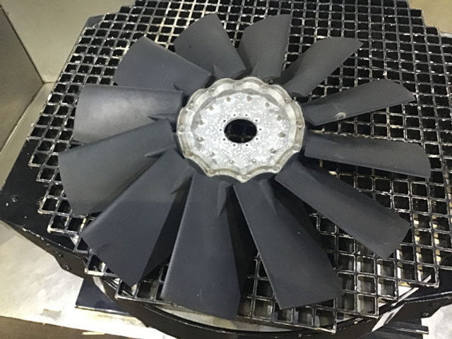 Liebherr Fan Blade - مروحة تهوية: صور 1 Liebherr Fan Blade - مروحة تهوية: صور 1