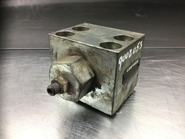 Liebherr Flow Reg. Check Valve - المحرك و قطع الغيار: صور 1 Liebherr Flow Reg. Check Valve - المحرك و قطع الغيار: صور 1
