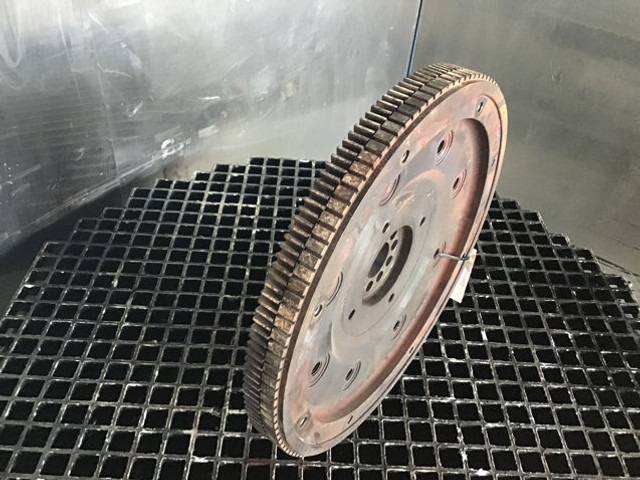 Liebherr Flywheel sae 1 - دولاب الموازنة: صور 5 Liebherr Flywheel sae 1 - دولاب الموازنة: صور 5