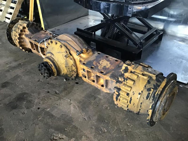Liebherr Front Axle - المحور الأمامي: صور 1 Liebherr Front Axle - المحور الأمامي: صور 1