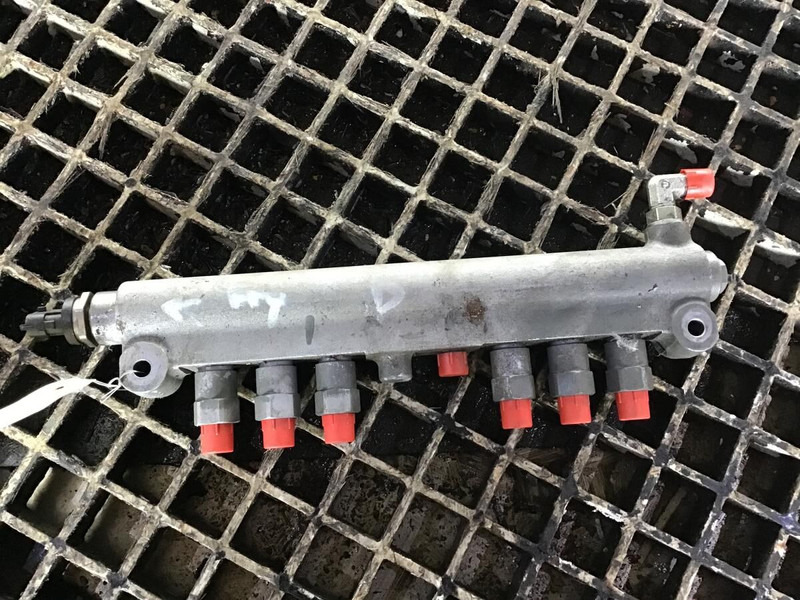 Liebherr High Pressure Line - نظام الوقود: صور 2 Liebherr High Pressure Line - نظام الوقود: صور 2