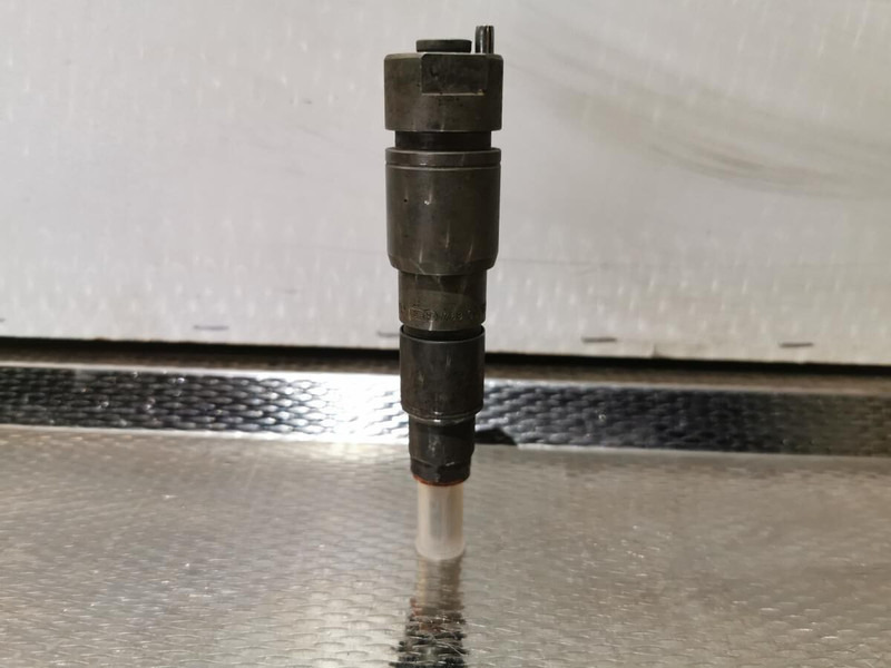 Liebherr Injection Nozzle 1645 Gerev - فلتر الوقود: صور 3 Liebherr Injection Nozzle 1645 Gerev - فلتر الوقود: صور 3