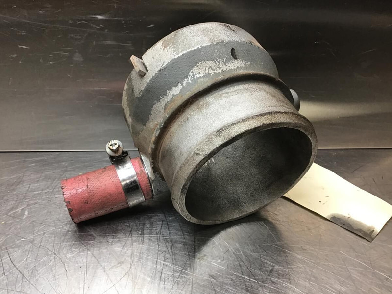 Liebherr Intake Stack - أنبوب سحب الهواء: صور 2 Liebherr Intake Stack - أنبوب سحب الهواء: صور 2