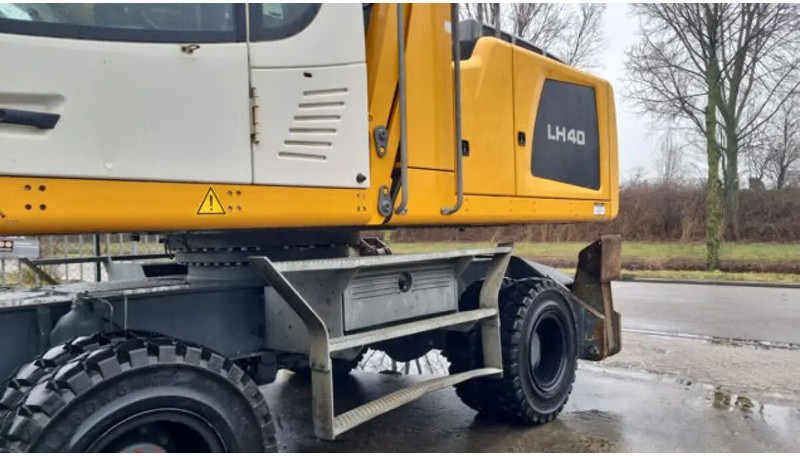Liebherr LH40 M - حفارة النقل والشحن: صور 5 Liebherr LH40 M - حفارة النقل والشحن: صور 5