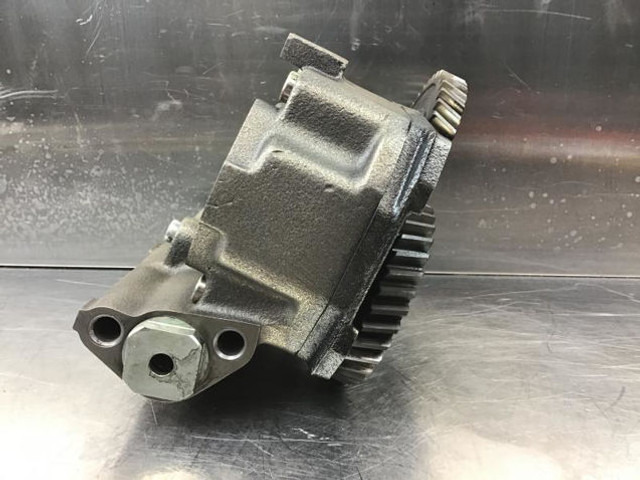 Liebherr Lubricating Oil Pump - ضخ النفط: صور 2 Liebherr Lubricating Oil Pump - ضخ النفط: صور 2