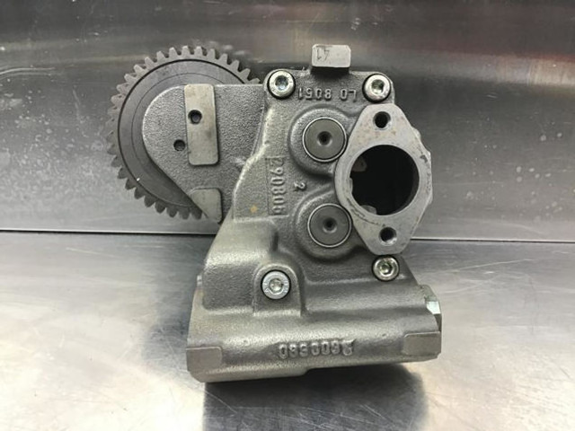 Liebherr Lubricating Oil Pump - ضخ النفط: صور 1 Liebherr Lubricating Oil Pump - ضخ النفط: صور 1