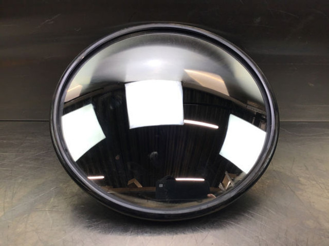 Liebherr Mirror - المرآة الخلفية: صور 1 Liebherr Mirror - المرآة الخلفية: صور 1