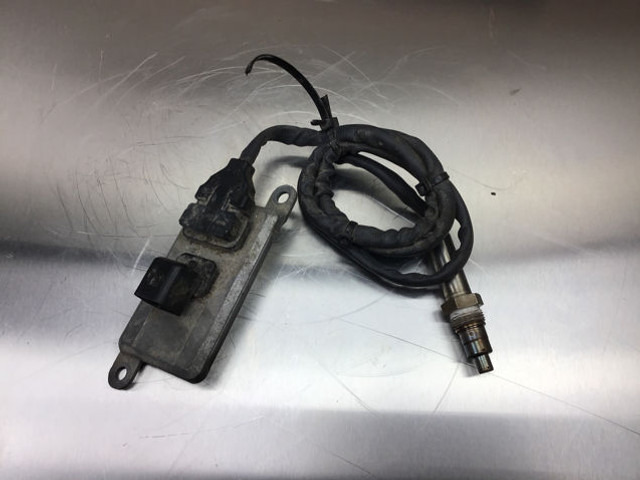 Liebherr Nox Sensor - مِکشاف: صور 2 Liebherr Nox Sensor - مِکشاف: صور 2