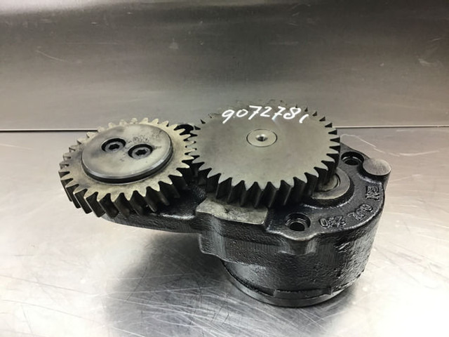 Liebherr Oil Pump - ضخ النفط: صور 1 Liebherr Oil Pump - ضخ النفط: صور 1