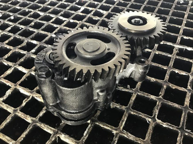 Liebherr Oil Pump - ضخ النفط: صور 2 Liebherr Oil Pump - ضخ النفط: صور 2