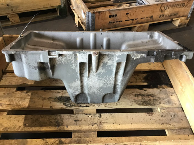 Liebherr Oil Sump - علبة المرافق: صور 1 Liebherr Oil Sump - علبة المرافق: صور 1