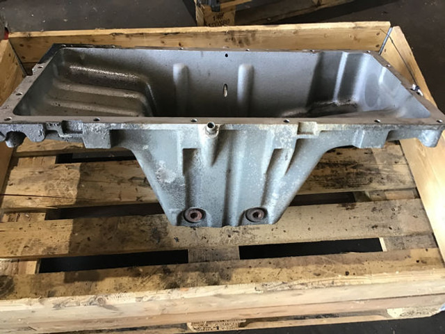 Liebherr Oil Sump - علبة المرافق: صور 2 Liebherr Oil Sump - علبة المرافق: صور 2