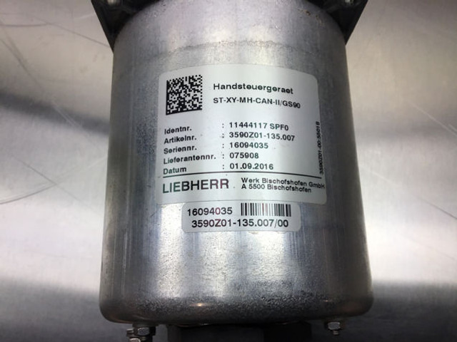 Liebherr Pilo Control Unit - عتلة تبديل السرعة: صور 2 Liebherr Pilo Control Unit - عتلة تبديل السرعة: صور 2