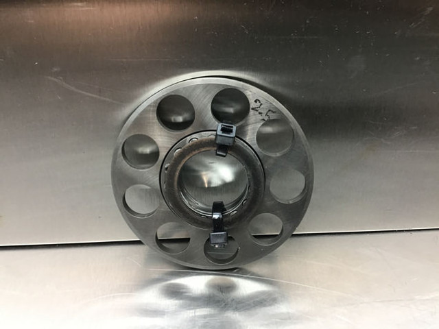 Liebherr Pull Back Ball+Plate - الجنوط: صور 4 Liebherr Pull Back Ball+Plate - الجنوط: صور 4