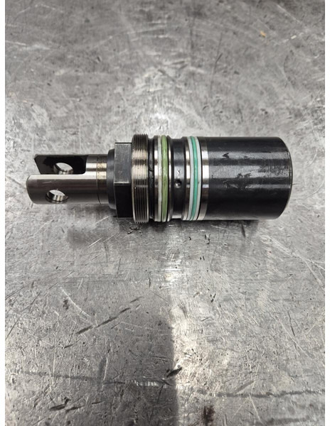 Liebherr Regulation - علم السوائل المتحركة: صور 1 Liebherr Regulation - علم السوائل المتحركة: صور 1