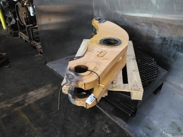 Liebherr Shift Lever - وصلة الربط للمعدات المعلقة: صور 2 Liebherr Shift Lever - وصلة الربط للمعدات المعلقة: صور 2