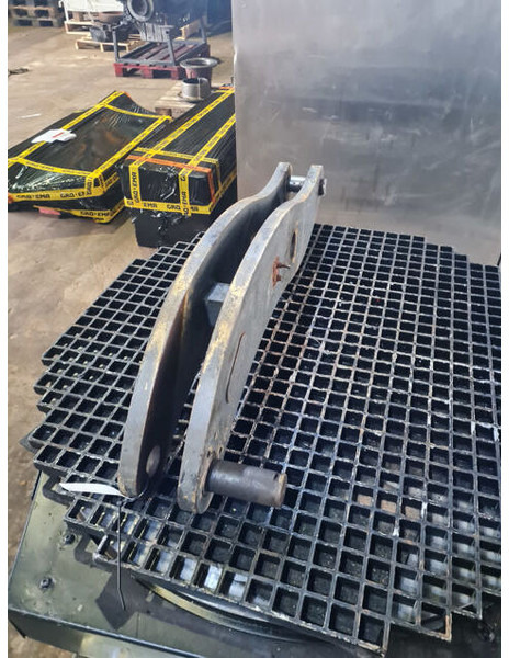 Liebherr Shift lever - وصلة الربط للمعدات المعلقة: صور 3 Liebherr Shift lever - وصلة الربط للمعدات المعلقة: صور 3