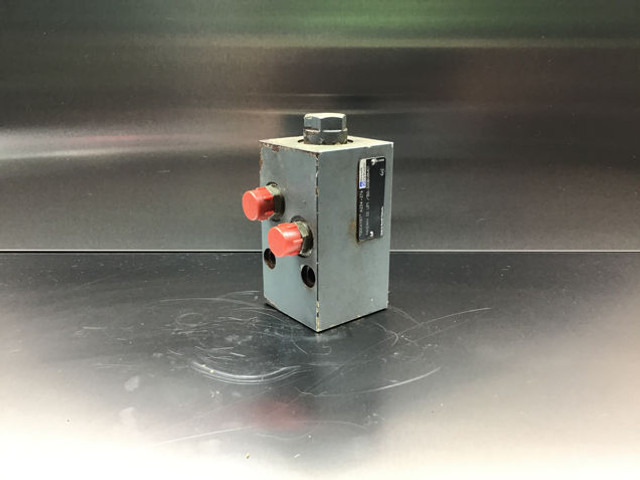 Liebherr Valveblock - المحرك و قطع الغيار: صور 1 Liebherr Valveblock - المحرك و قطع الغيار: صور 1