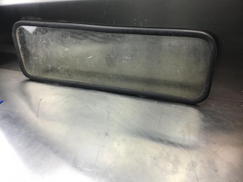 Liebherr Window Glass - نافذة و قطع الغيار: صور 2 Liebherr Window Glass - نافذة و قطع الغيار: صور 2