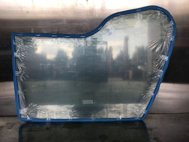 Liebherr Window Glass - نافذة و قطع الغيار: صور 4 Liebherr Window Glass - نافذة و قطع الغيار: صور 4