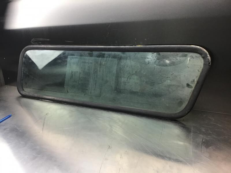 Liebherr Window Glass - نافذة و قطع الغيار: صور 3 Liebherr Window Glass - نافذة و قطع الغيار: صور 3