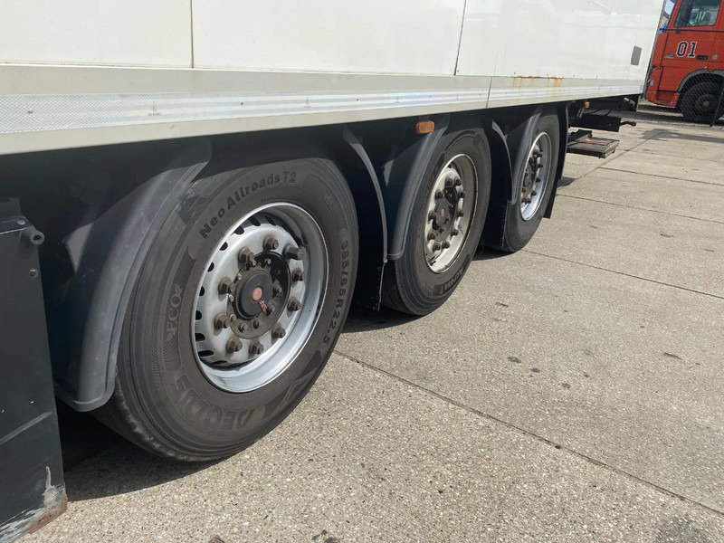 مبردة نصف مقطورة Kögel S24-4 S24-4 Frigo / Carrier Vector 1950 / SAF + Disc / Dhollandia Laadklep: صور 8 مبردة نصف مقطورة Kögel S24-4 S24-4 Frigo / Carrier Vector 1950 / SAF + Disc / Dhollandia Laadklep: صور 8