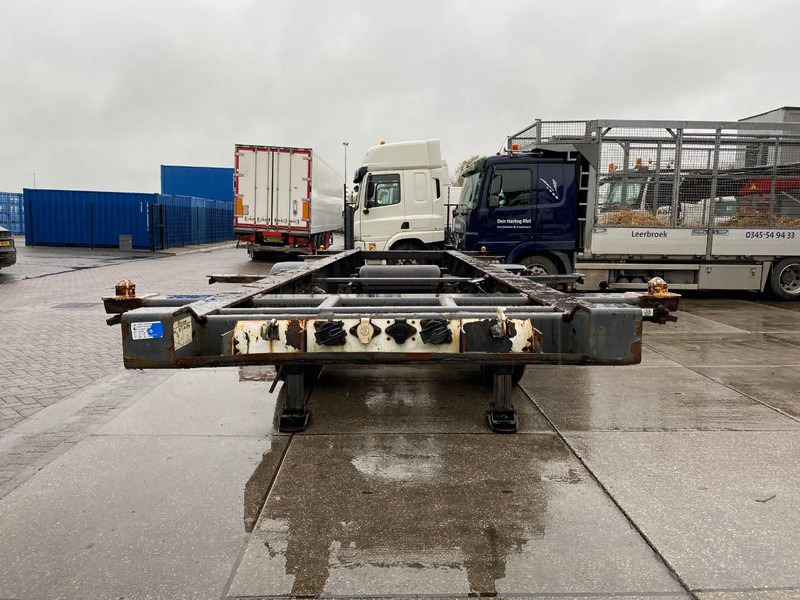 Krone SZ / 20 FT Container Chassis / BPW - شاحنات الحاويات/ جسم علوي قابل للتغيير نصف مقطورة: صور 5 Krone SZ / 20 FT Container Chassis / BPW - شاحنات الحاويات/ جسم علوي قابل للتغيير نصف مقطورة: صور 5