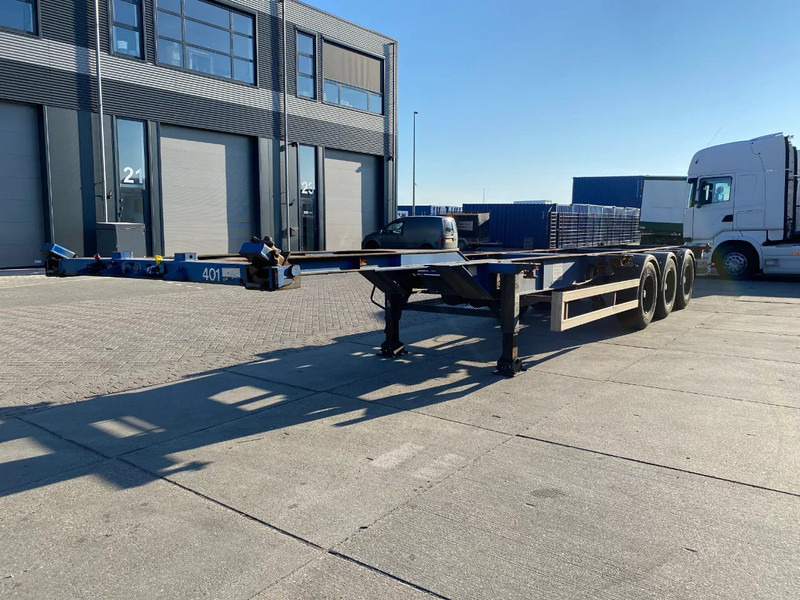 TURBO'S HOET 40 FT / BPW + Disc / 1x Lift Axle / 4690 KG! - شاحنات الحاويات/ جسم علوي قابل للتغيير نصف مقطورة: صور 4 TURBO'S HOET 40 FT / BPW + Disc / 1x Lift Axle / 4690 KG! - شاحنات الحاويات/ جسم علوي قابل للتغيير نصف مقطورة: صور 4