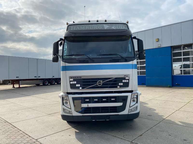 Volvo FH 12.420 6X2 / Steering Axle / 2x Tank / Euro 5 - شاحنة جرار: صور 2 Volvo FH 12.420 6X2 / Steering Axle / 2x Tank / Euro 5 - شاحنة جرار: صور 2
